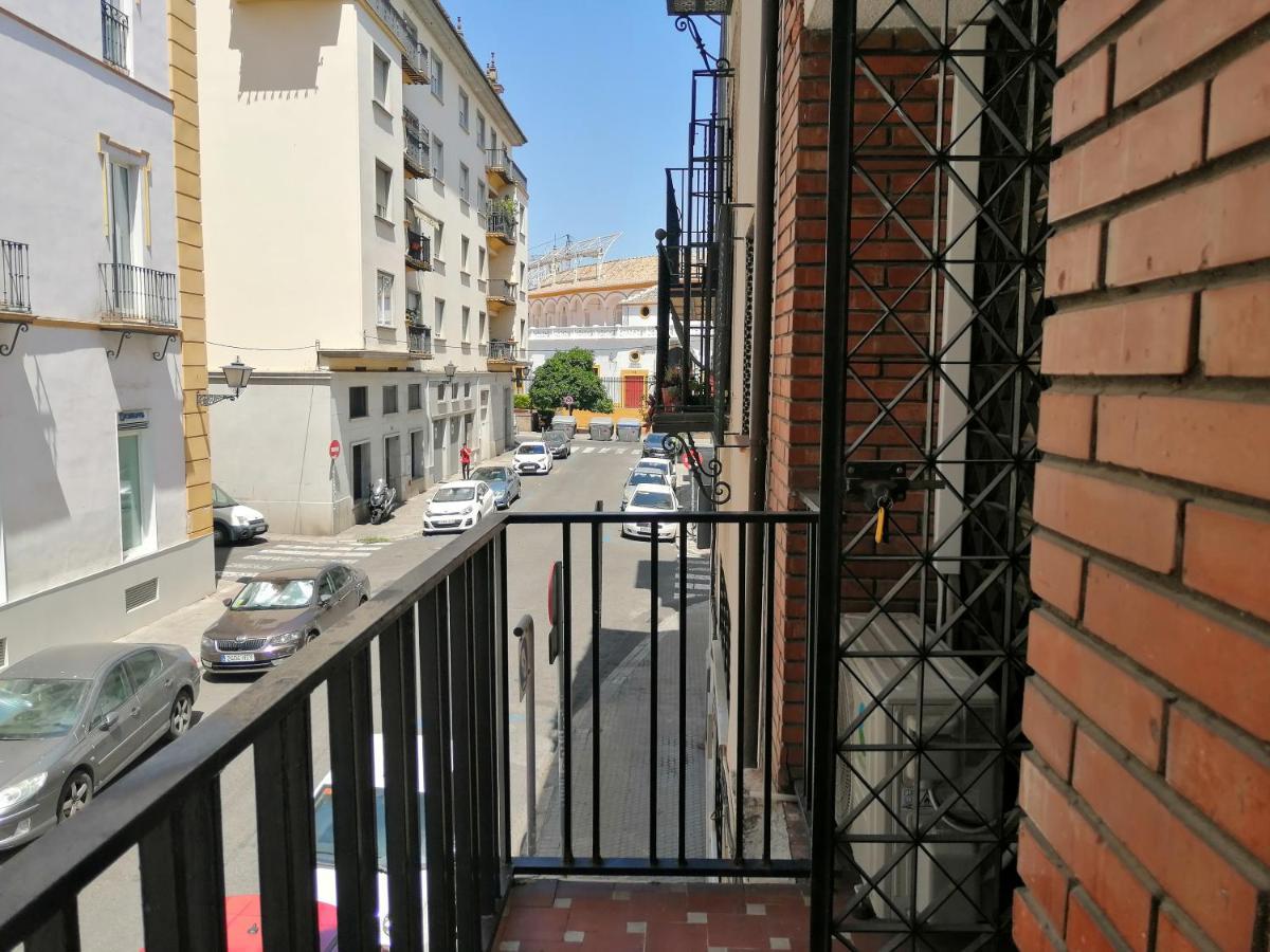 Velarde 13 Apartment Seville Ngoại thất bức ảnh